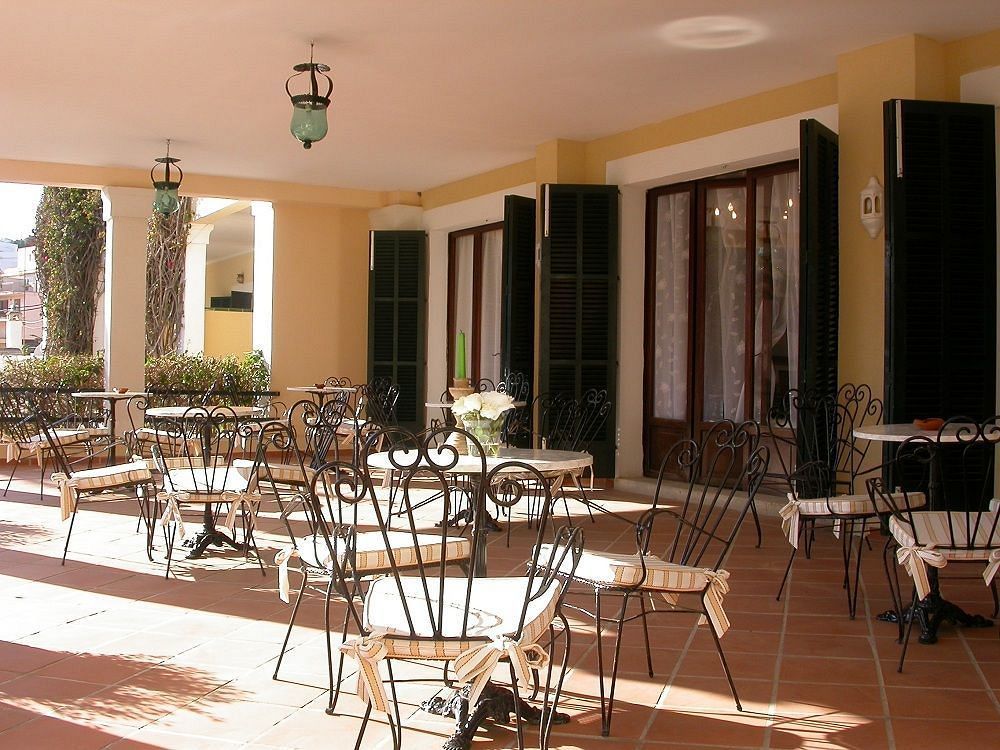 Hotel Bahia Peguera Exteriör bild